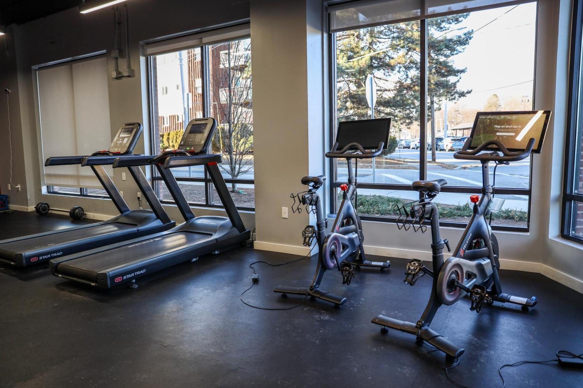 Luxury Apartment With Gym, Steps From Commuter Rail #4011 Reading Εξωτερικό φωτογραφία
